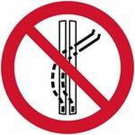 ISO 7010 P037 Do Not Leave The Tow-Track sign — Prohibition safety pictogram